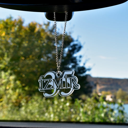 35 İzmir Autoduft